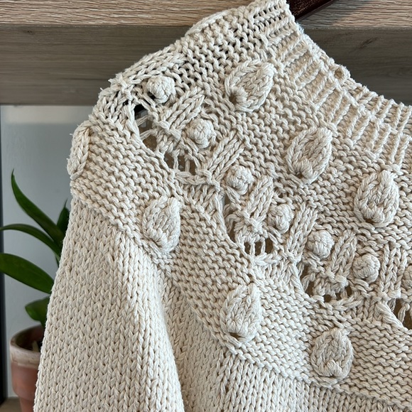 Vintage Jantzen Silk Blend Knitted By Hand Textured Sweater, M - Picture 3 of 8